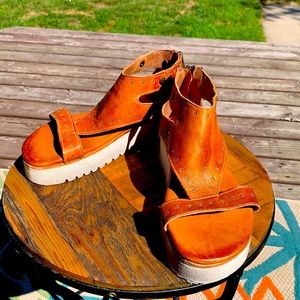 Bed Stu Platform Sandals